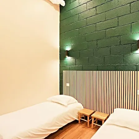 Charmant Appartement Avec Sauna Et Salle Cinema Au Coeur De Paris *